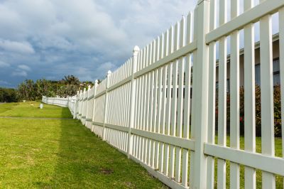 Fence Maintenance Providers